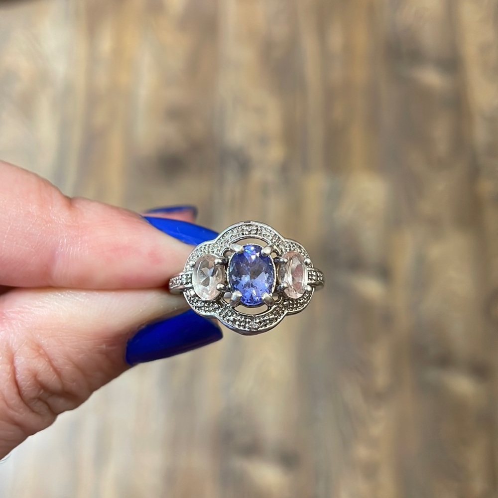 COPY - Beautiful tanzanite and morganite ring